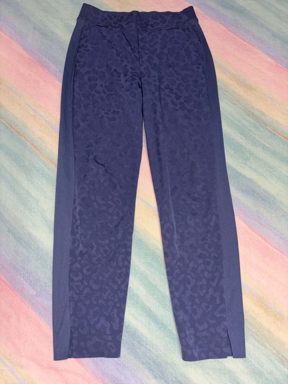 Athleta Womens Brooklyn Textured Ankle Pants Leopard Purple Work Travel Size 2